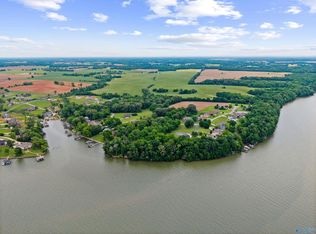 13206 Saint Andrew Dr, Athens, AL 35611