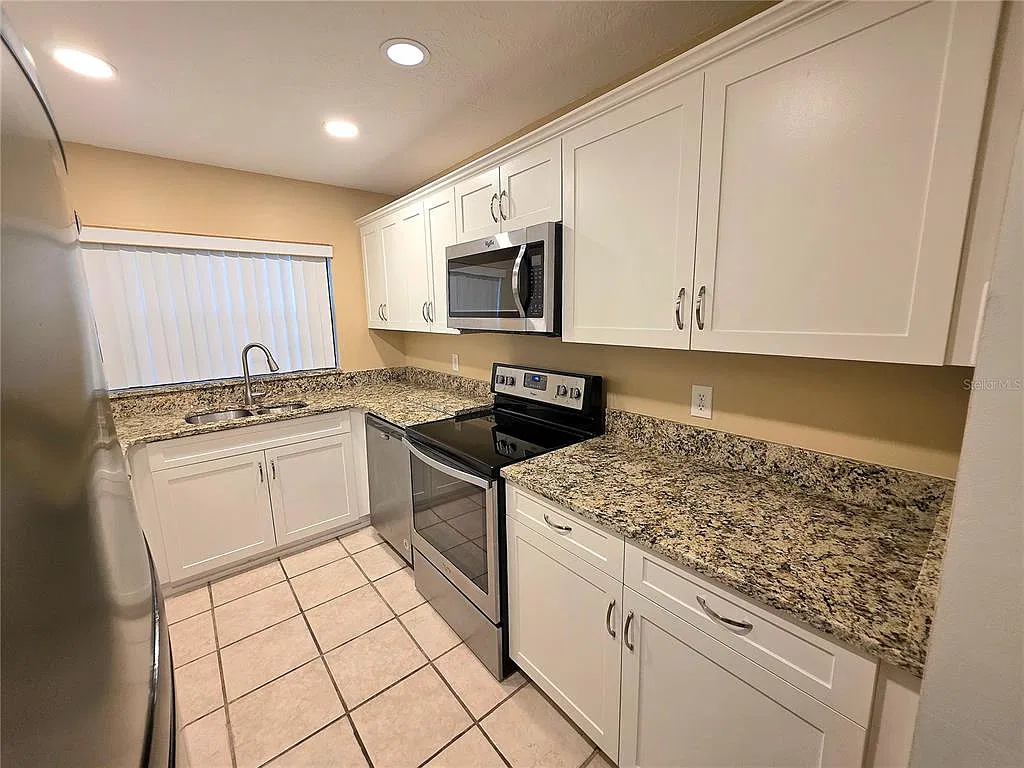 3525 E Fort King St — Photo 3