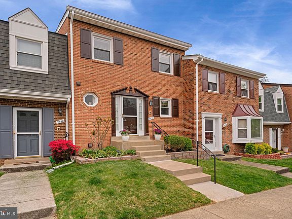 2nd image of 7451 Zanuck Ct