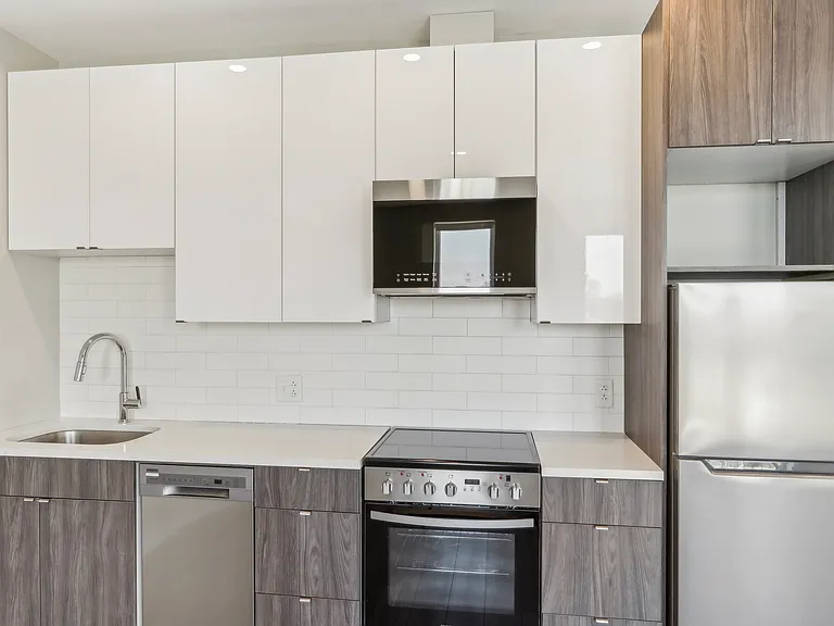 The Frances at Ashmont Flats — Photo 45
