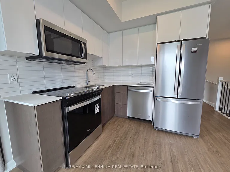 708 Woolwich St #103 — Photo 7