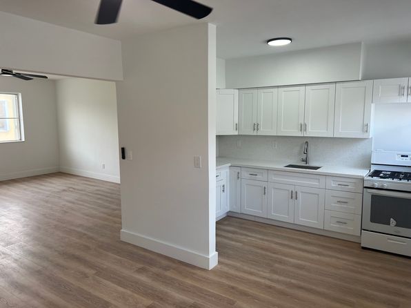 7730 Byron Ave APT 4