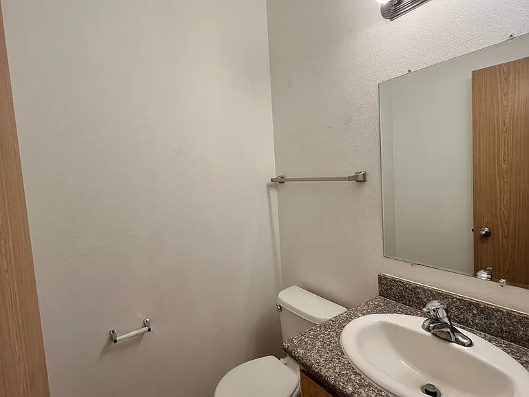 1620 W Lee St #3 — Photo 6