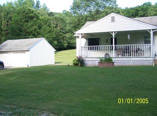 2920 Geneva School Rd SE, Bremen, OH 43107