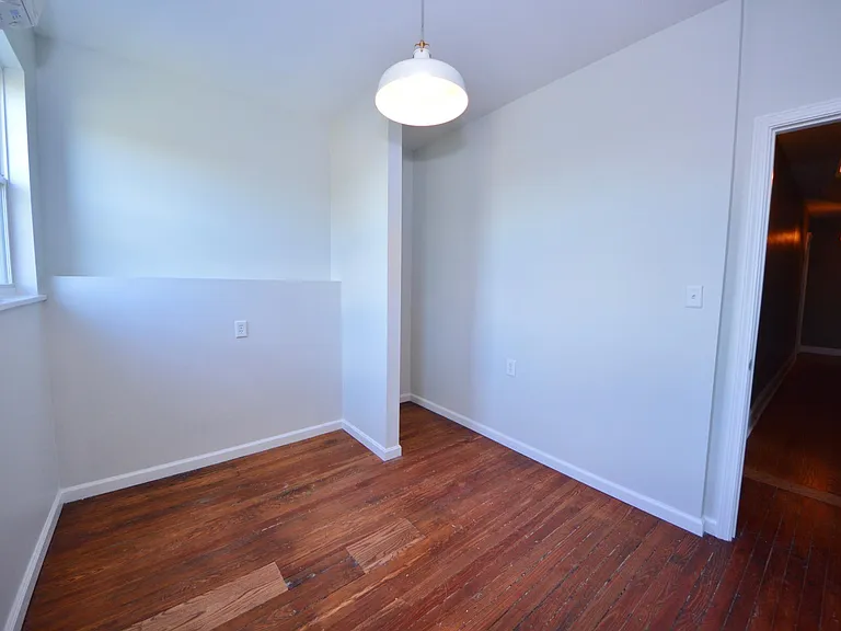 650 E McMillan St #5 — Photo 18