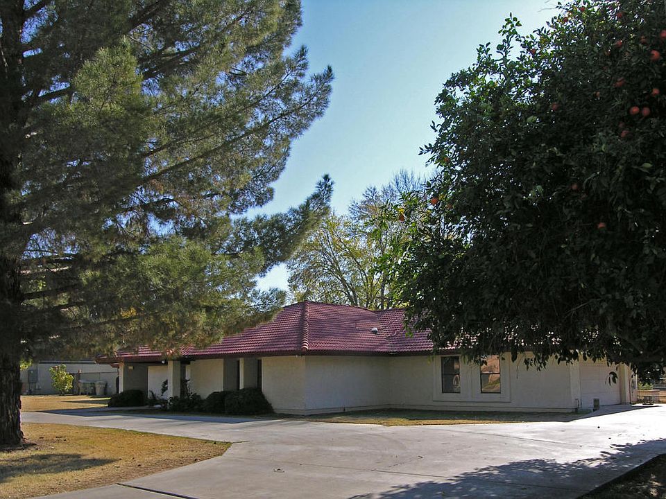 1st image of 8121 W Montebello Ave