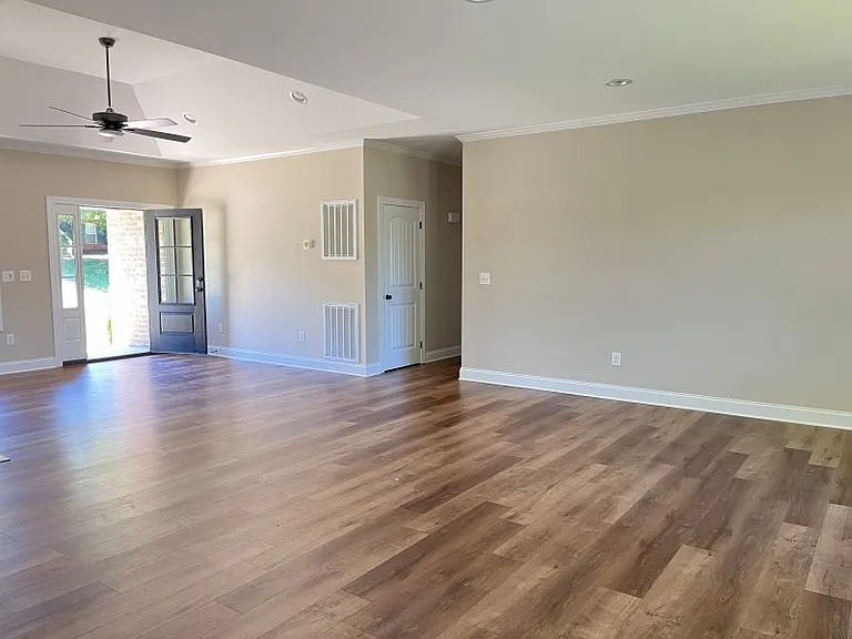 3006 Vicksburg Rd — Photo 5