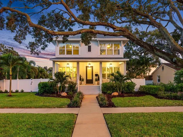 312 35th Ave NE, Saint Petersburg, FL 33704