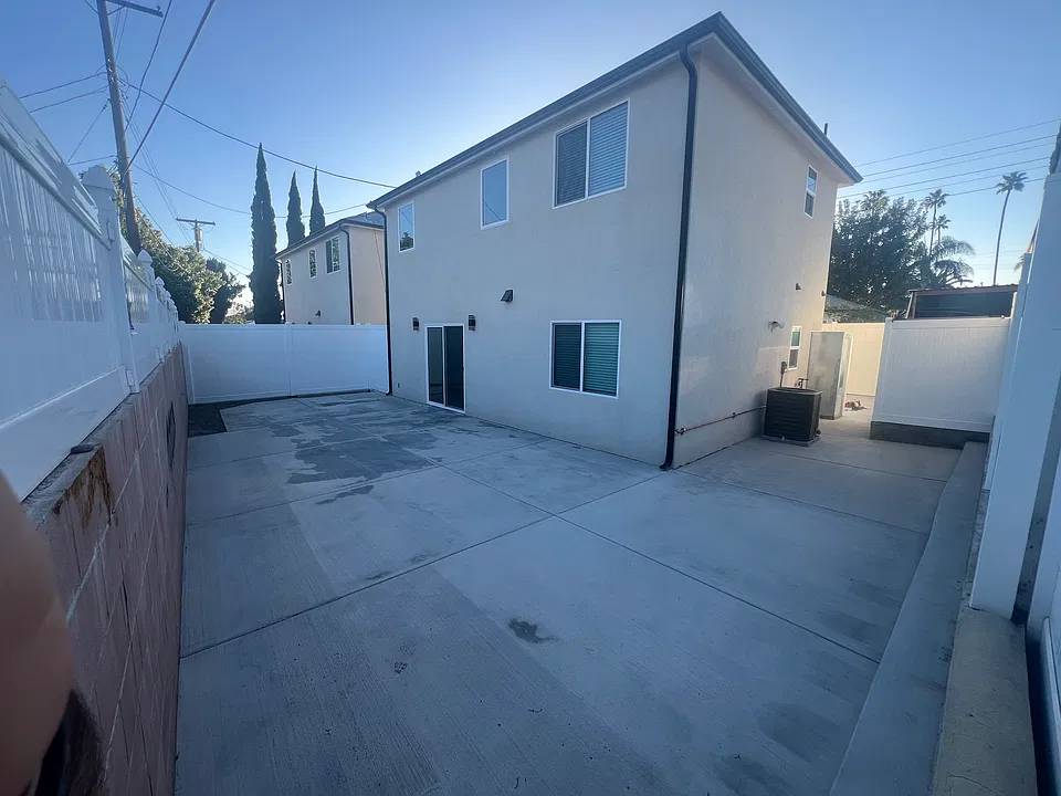 7428 Vanalden Ave #7424