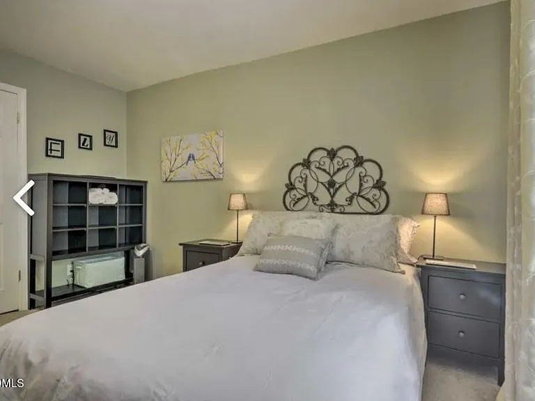 4701 Blue Bird Ct #E — Photo 17