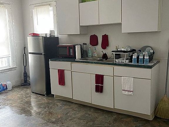 1st floor kitchen