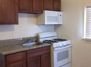 1210 11th St APT 3, Modesto, CA 95354