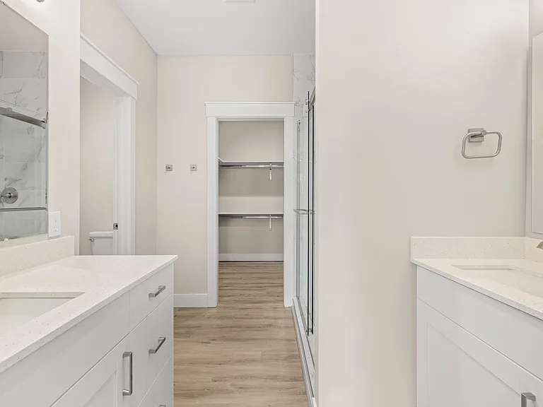 12545 W State St #105 & Unit 205 — Photo 24