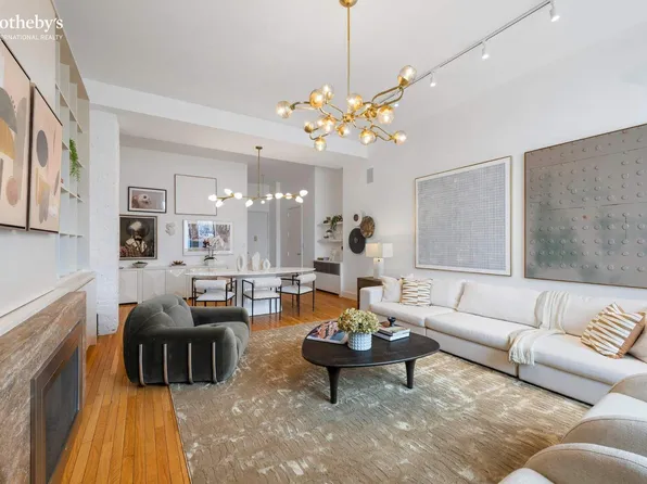 252 7th Avenue image 3 of 24