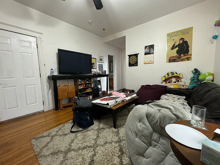 33 Egremont Rd #3 — Photo 5