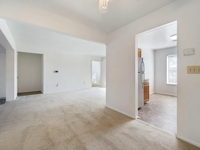 Foxridge Apartment Homes — Photo 147