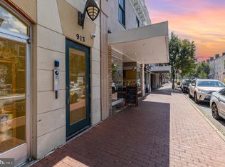 913 Caroline St APT B, Fredericksburg, VA 22401