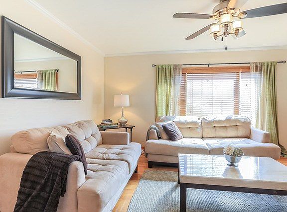 3rd image of 1542 N 20th Ave
