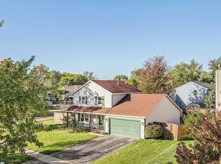 217 Green Mountain Dr, Bolingbrook, IL