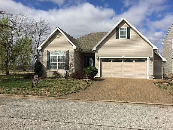 3rd image of 3600 Riverbend Cv