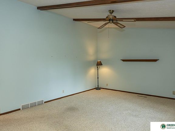 3rd image of 1506 Meadow Ln