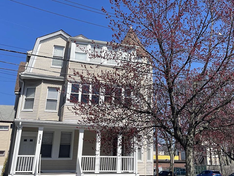 1st image of 131 Claremont Ave APT 3R
