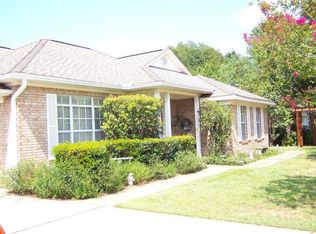 59 Hoffren Dr, Fairhope, AL 36532