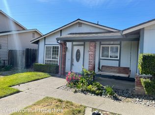 1150 Palomino St, Manteca, CA 95336