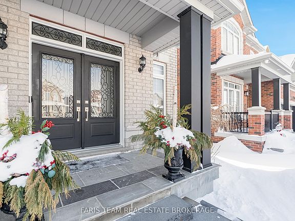 4th image of 1041 Wickham Rd