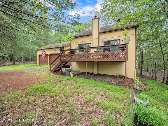 3rd image of 2096 Candlewood Dr