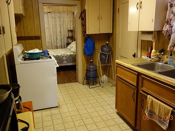 2nd image of 404 W Madison St