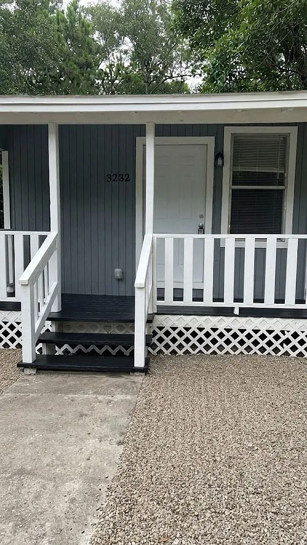 Move-In Special! $500 Deposit + $500 First Month's Rent! — Photo 2