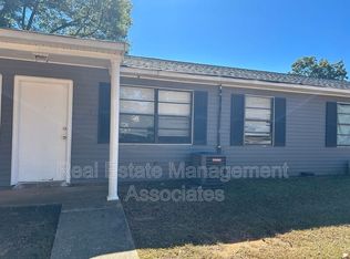 210 E Chappell St, Griffin, GA 30223