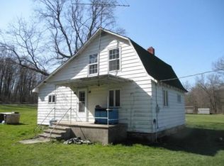 632 Meadow Church Rd, Cranberry, PA 16319