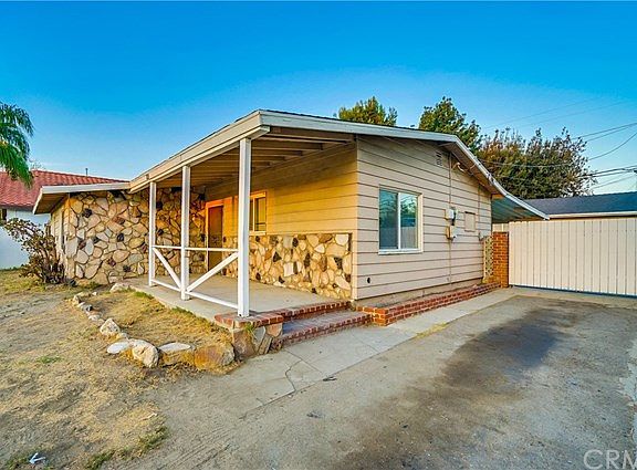 4th image of 9843 Saratoga Ave