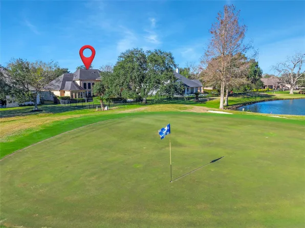 4410 Westerdale Dr, Weston Lakes, TX 77441
