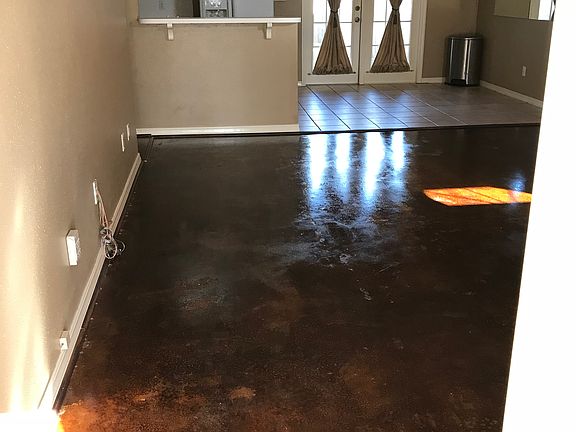 2nd image of 3323 Danbury Ct
