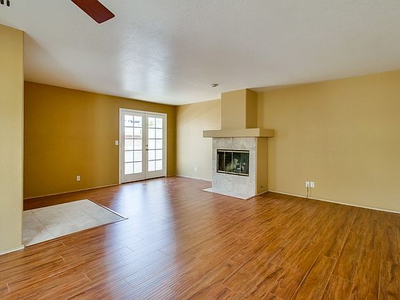 3rd image of 1045 Turquoise St APT C