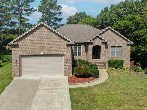 225 Cascade Dr, Paducah, KY 42003