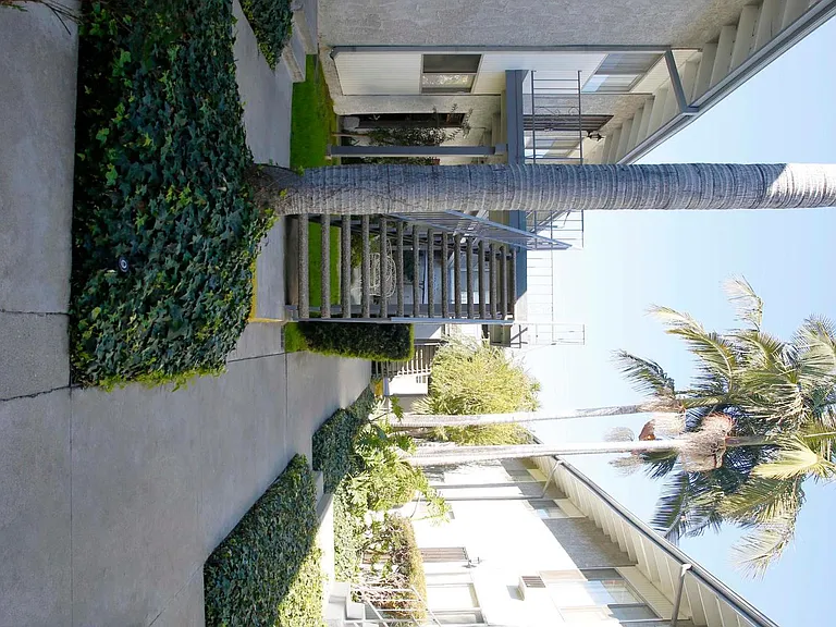 211 N Huntington Ave #11 — Photo 10
