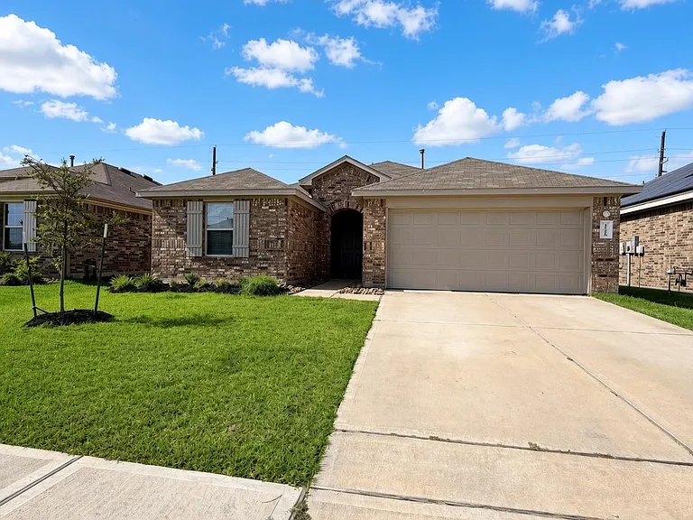 21610 Violet Ridge Rd — Photo 1