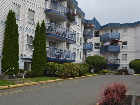 200 Back Rd #301, Courtenay, BC V9N 3W6