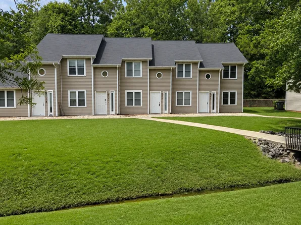 441 N 5th St #441, Mebane, NC 27302