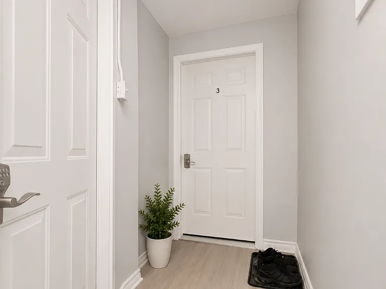115 Carruthers Ave #3 — Photo 5