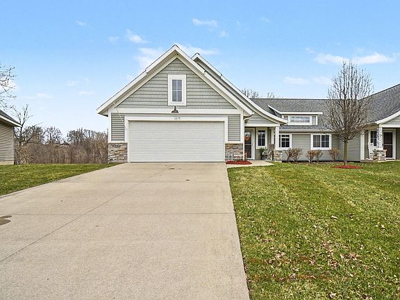 4th image of 3379 Stormy Creek Dr SE