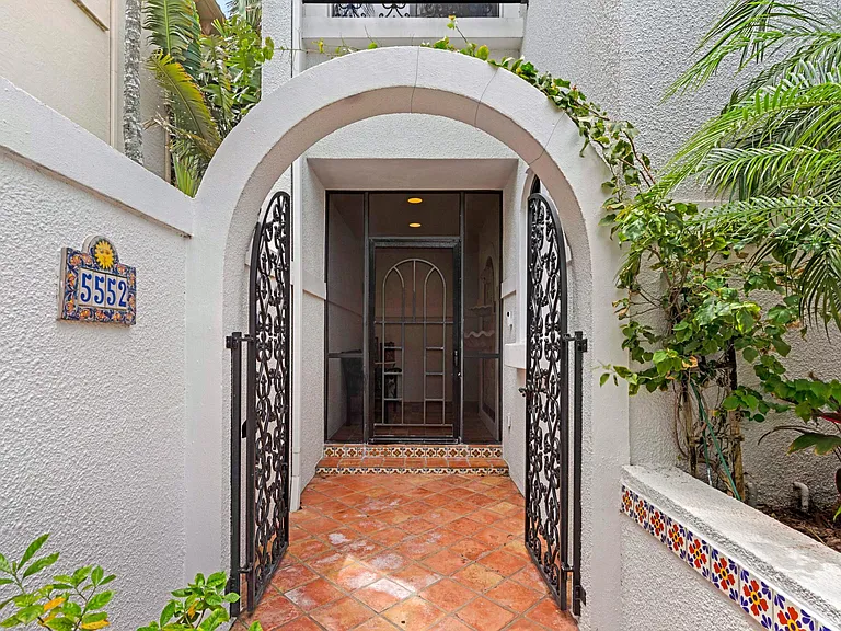 5552 N Ocean Blvd #1A — Photo 32