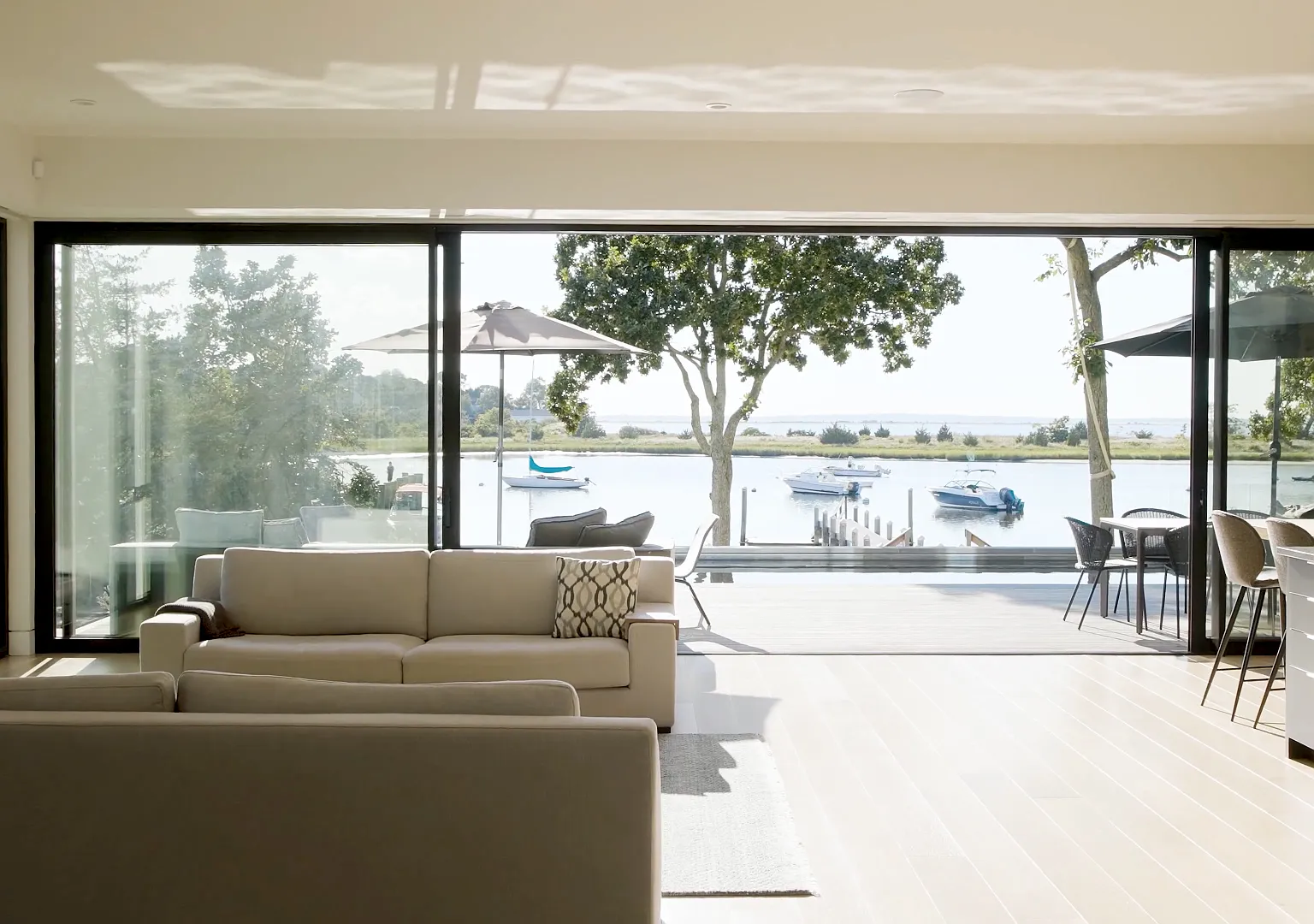 Modern Waterfront w/ Dock, Pool, Breathtaking Sunsets — Photo 3