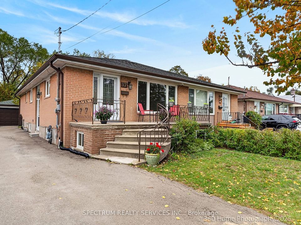 1st image of 37 Newlin Cres