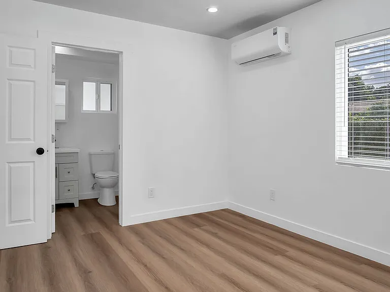 15559 Three Palms St — Photo 16