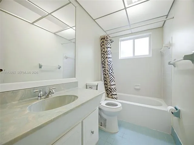 920 NW 92nd Ave — Photo 13